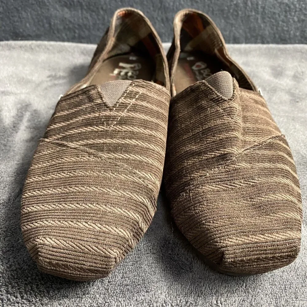 Skechers BOBS Womens Size 8 Brown Canvas Slip On Flats Memory Foam Comfort Shoes